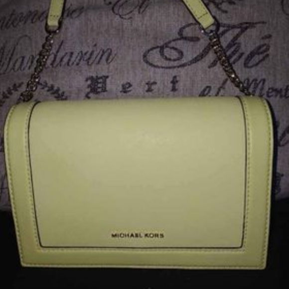 Michael kors purse - Picture 1 of 4